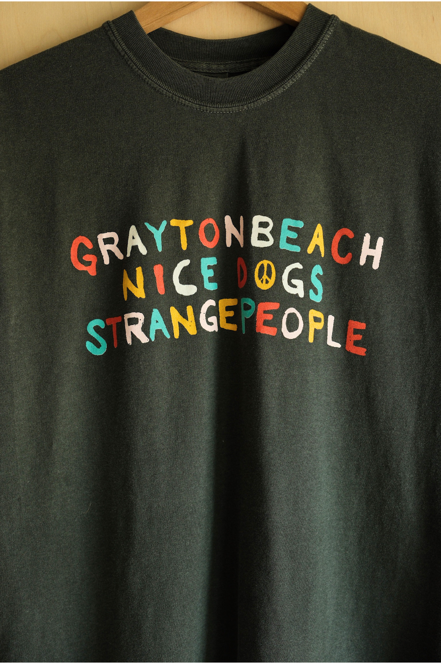 Grayton Beach: Nice Dogs, Strange People