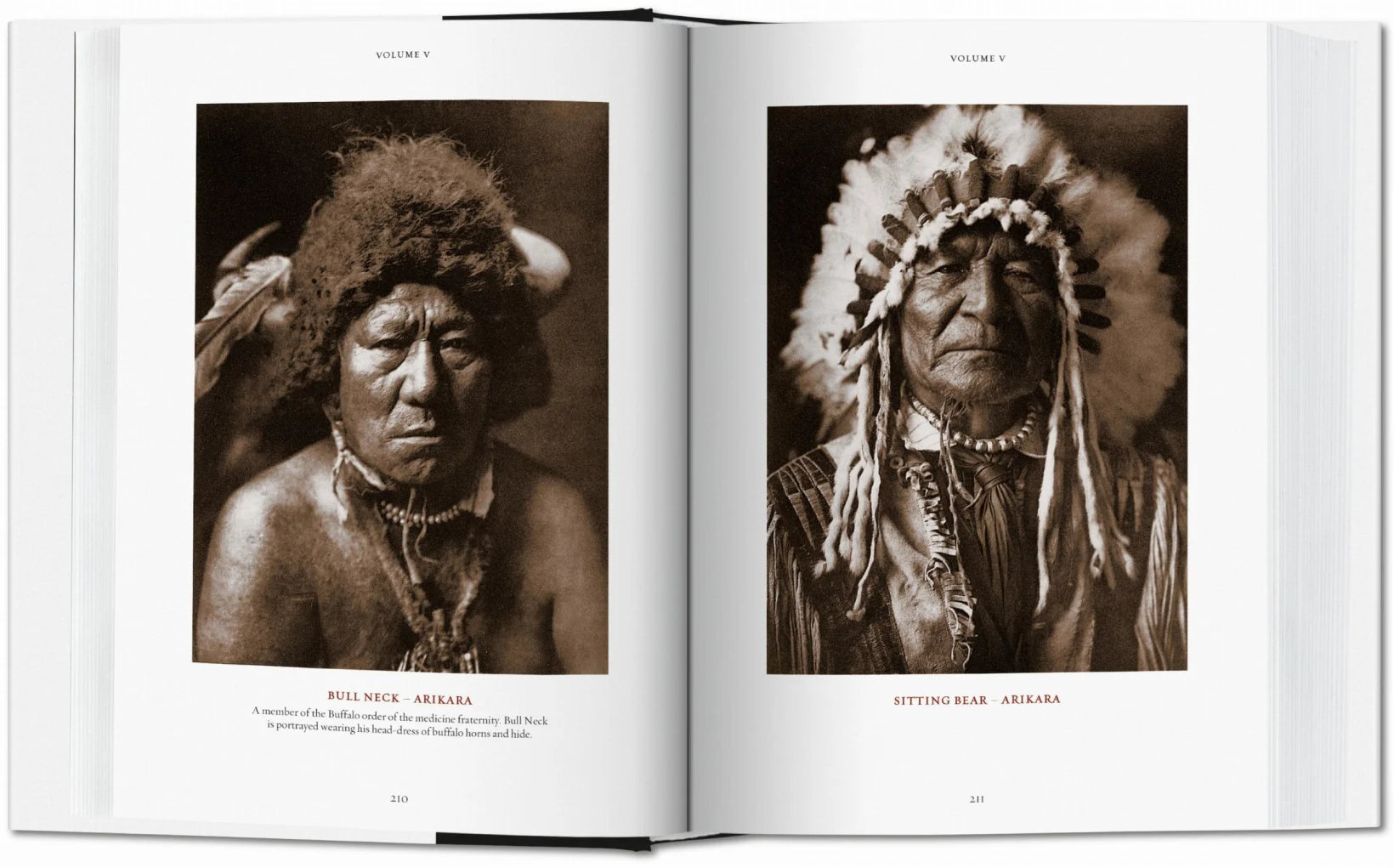 The North American Indian The Complete Portfolios Book