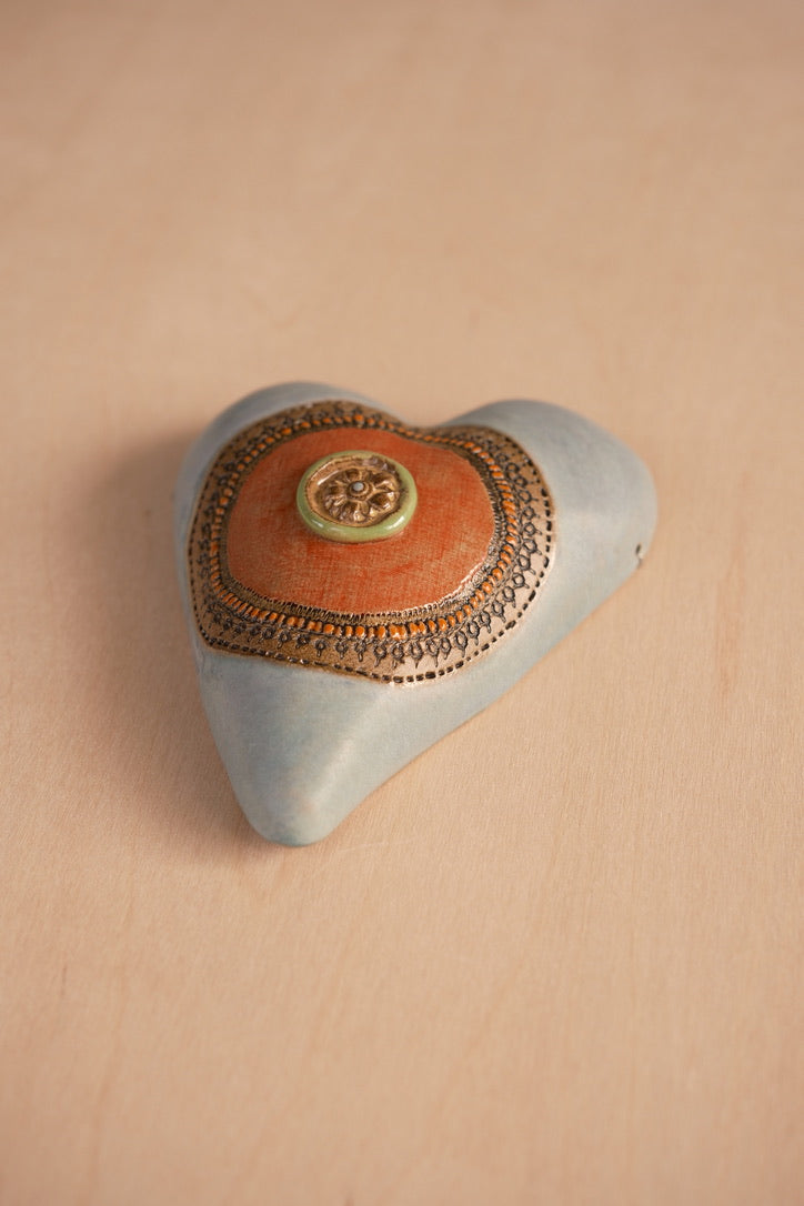 Bella's Buttons Too Heart