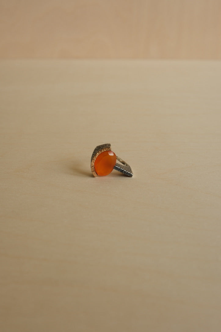 Carnelian Agate Ring // Size 7.5