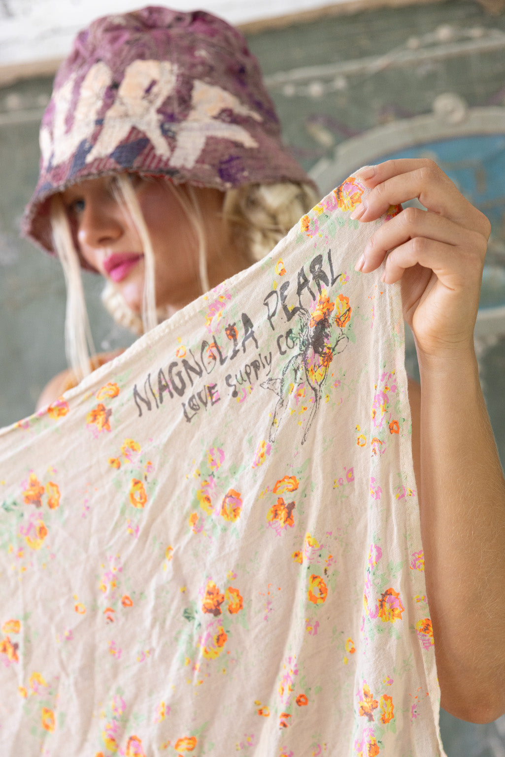 Scarf 150 Isla MP Floral Neon Scarf