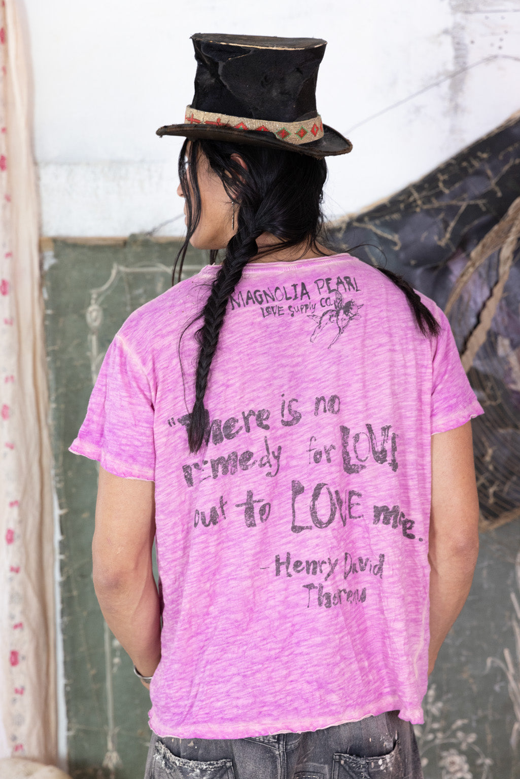 Top 1666 Alllium Love Is The Remedy T O/S
