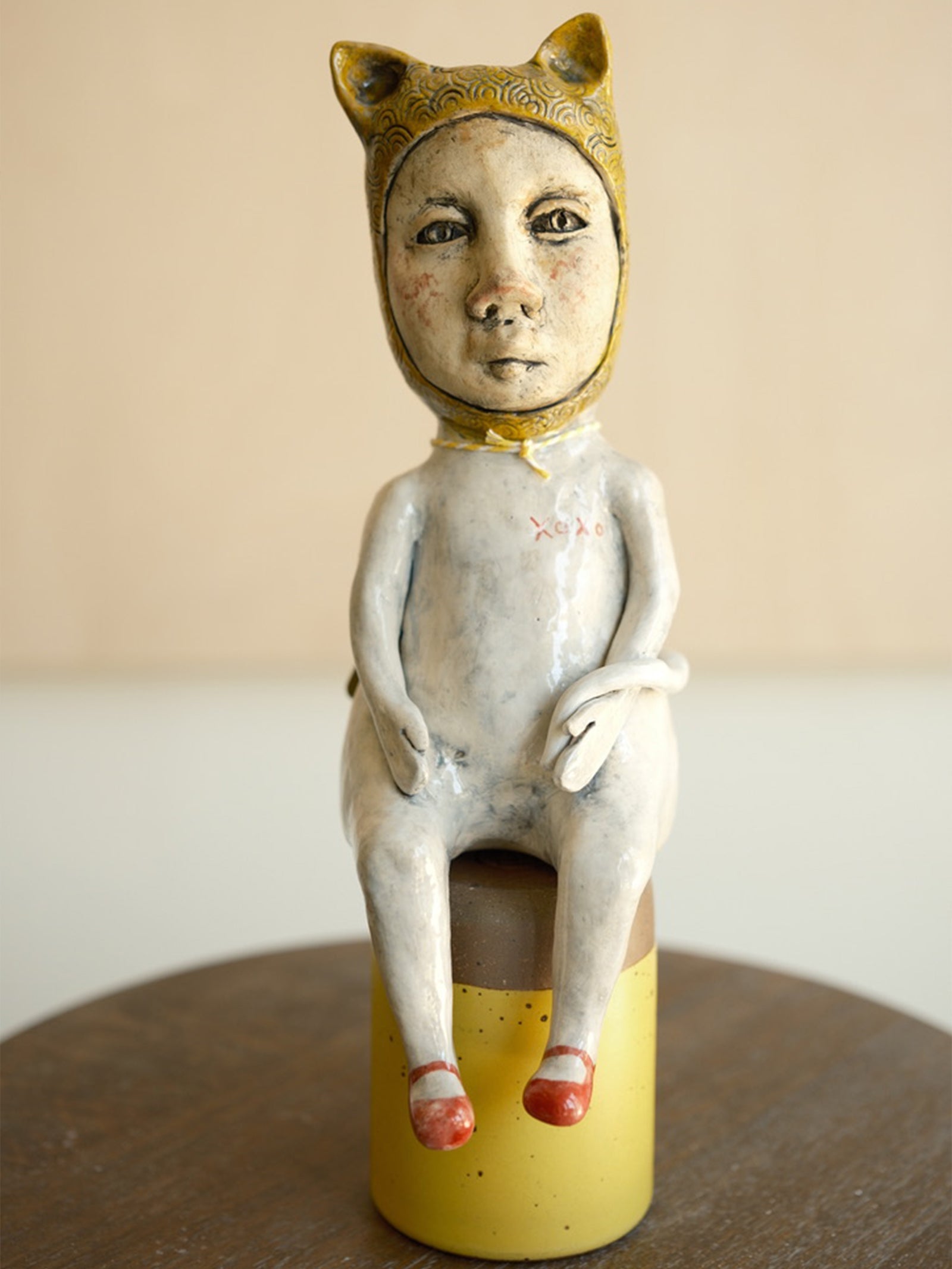 Kittay XOXO Sitting Figure
