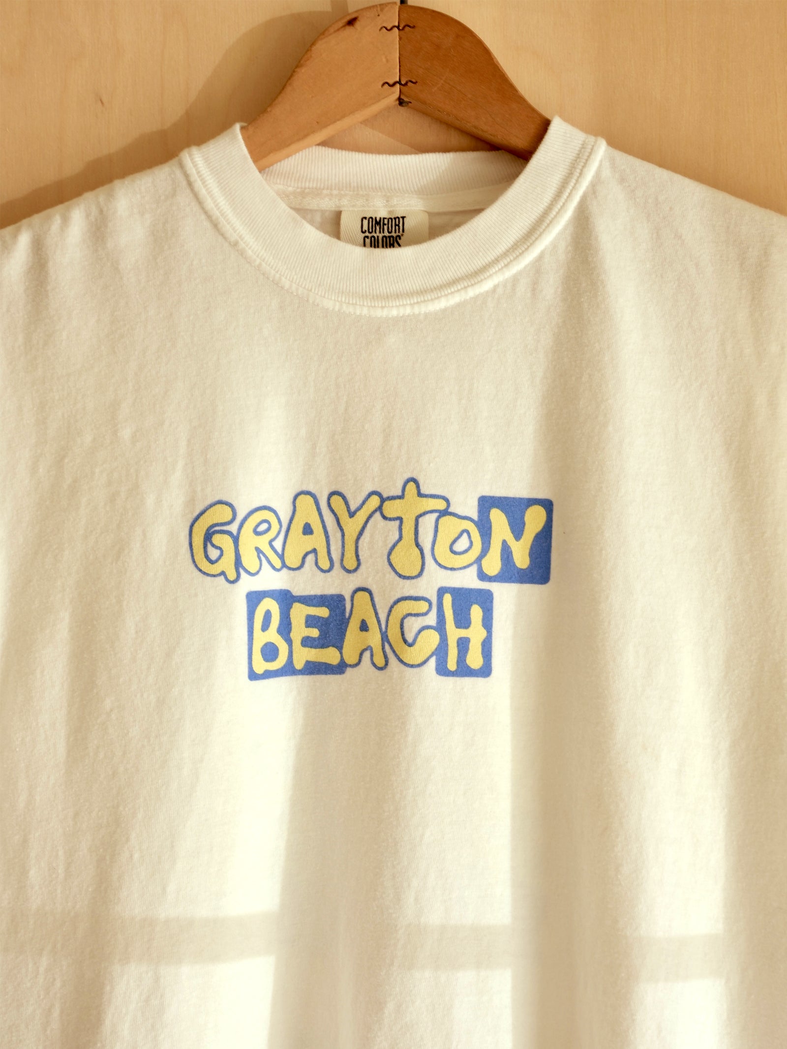 Nice Dogs Strange People T-shirt // Oddball