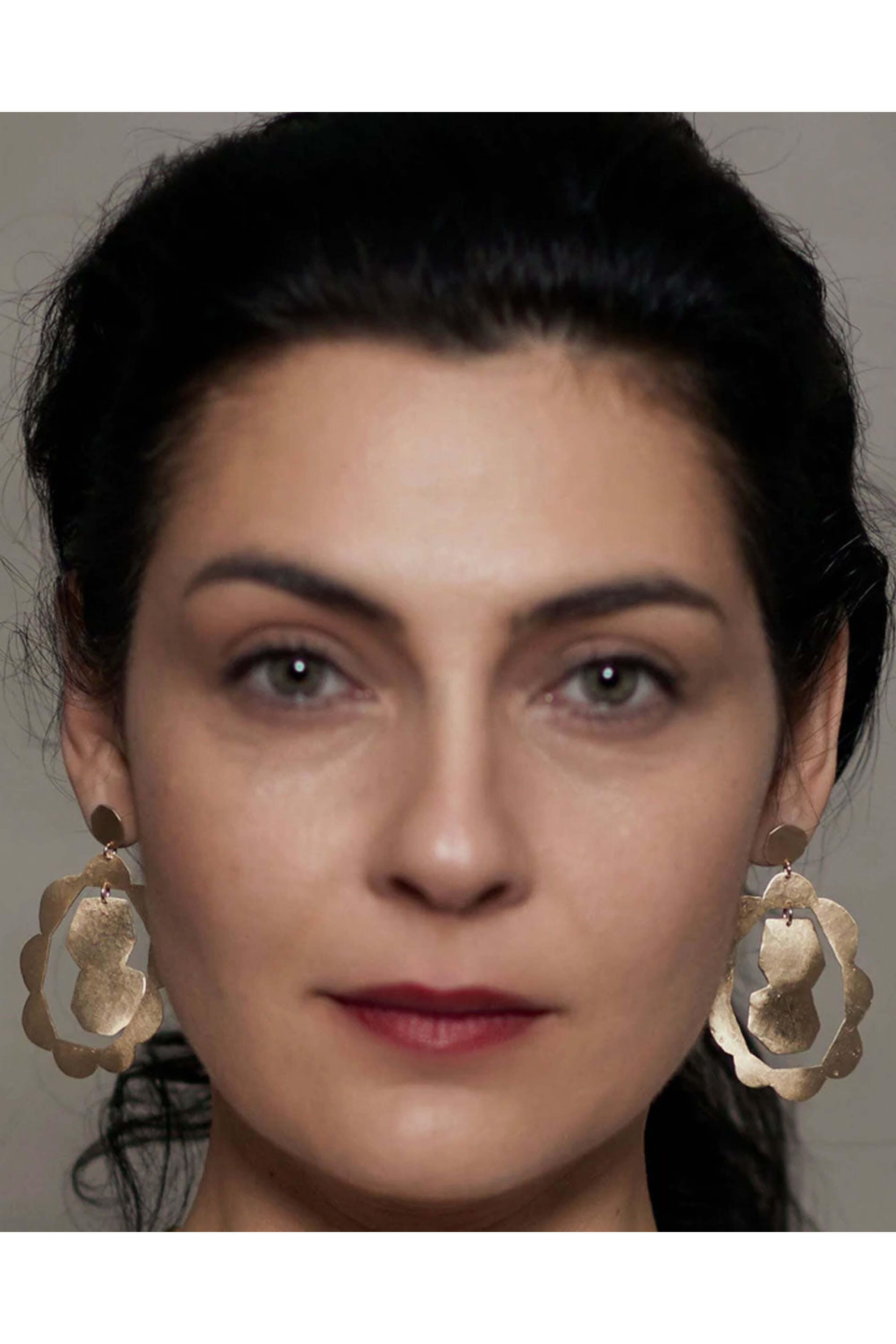 Scallop Mobile Bronze Earrings