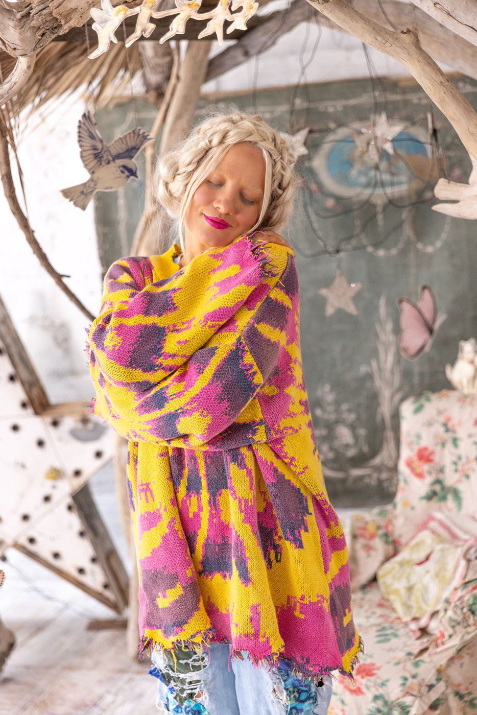 Top 2154 Sunburst Kaleidoscope Sweater