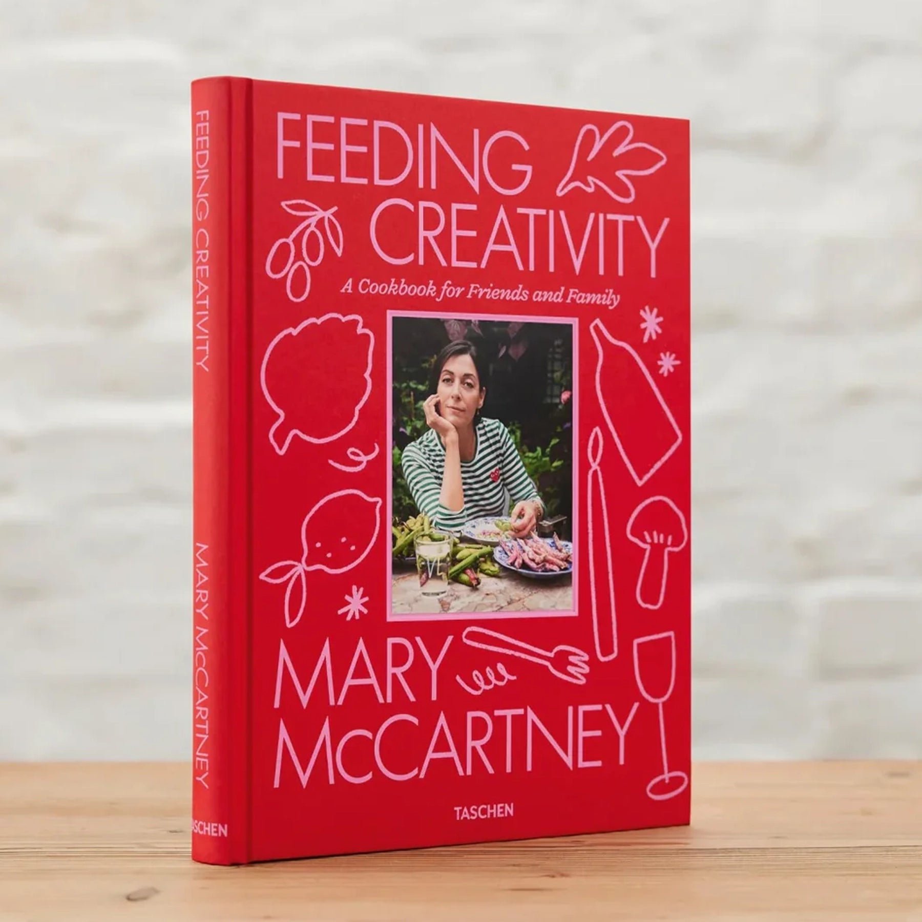 Mary McCartney Feeding Creativity - A Cookbook For Friends & Family