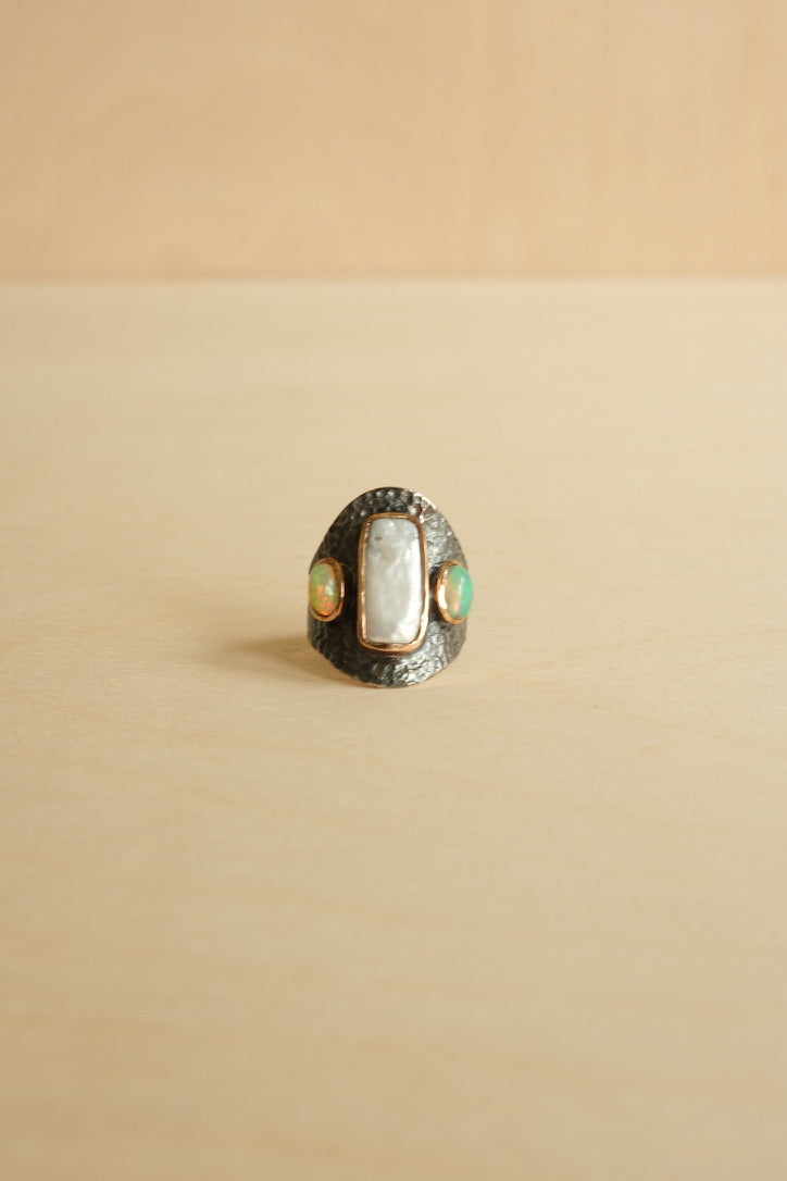 Pearl & Welo Opal Ring // Size 9