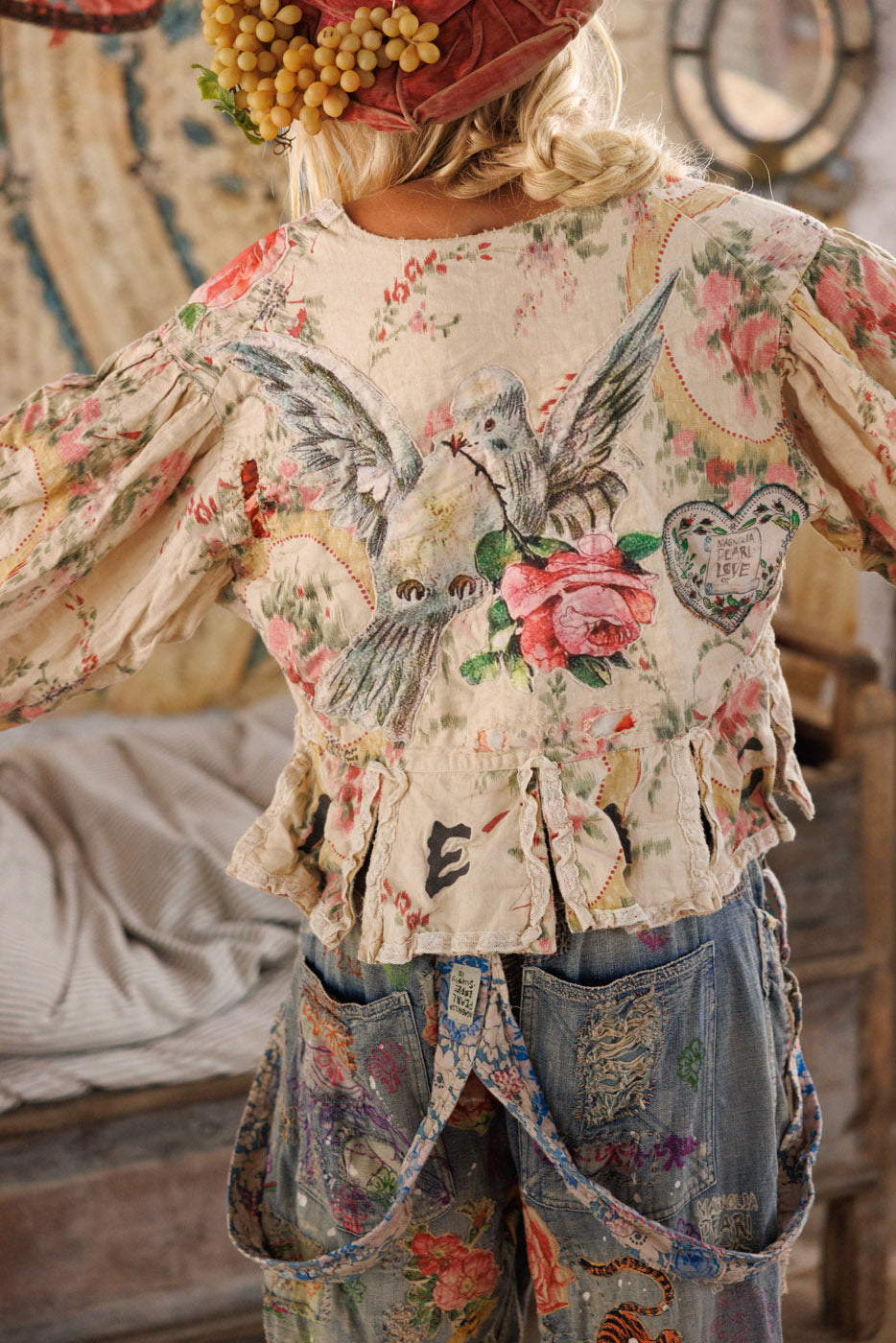 Jacket 662 Perianth Floral Applique Monique O/S