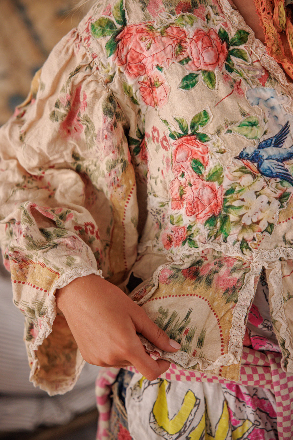Jacket 662 Perianth Floral Applique Monique O/S