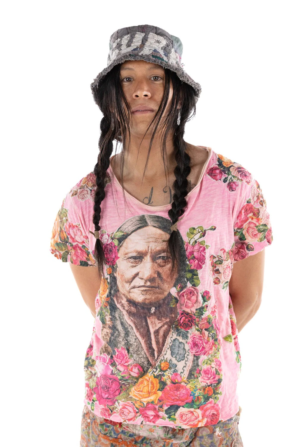 Top 1534 Azalea Applique Sitting Bull 1875 T O/S