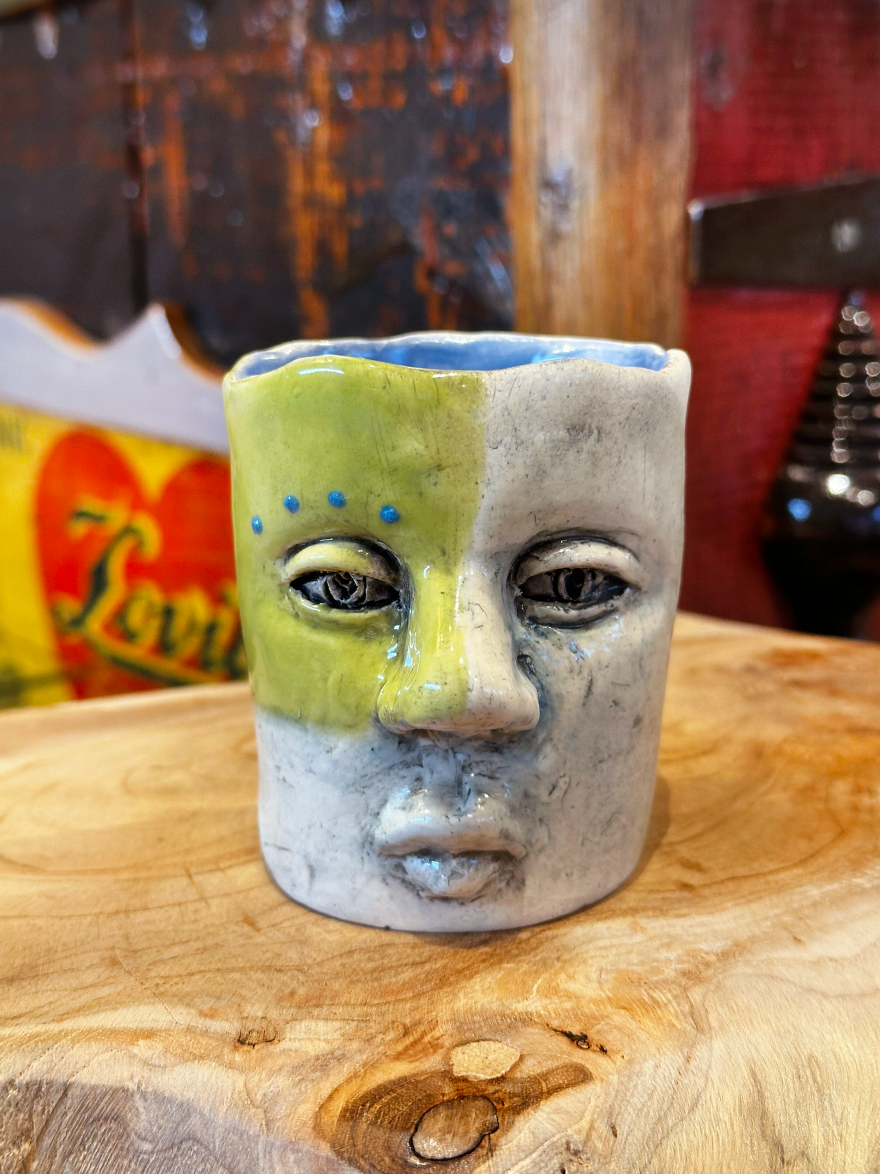 'Celia' Cup