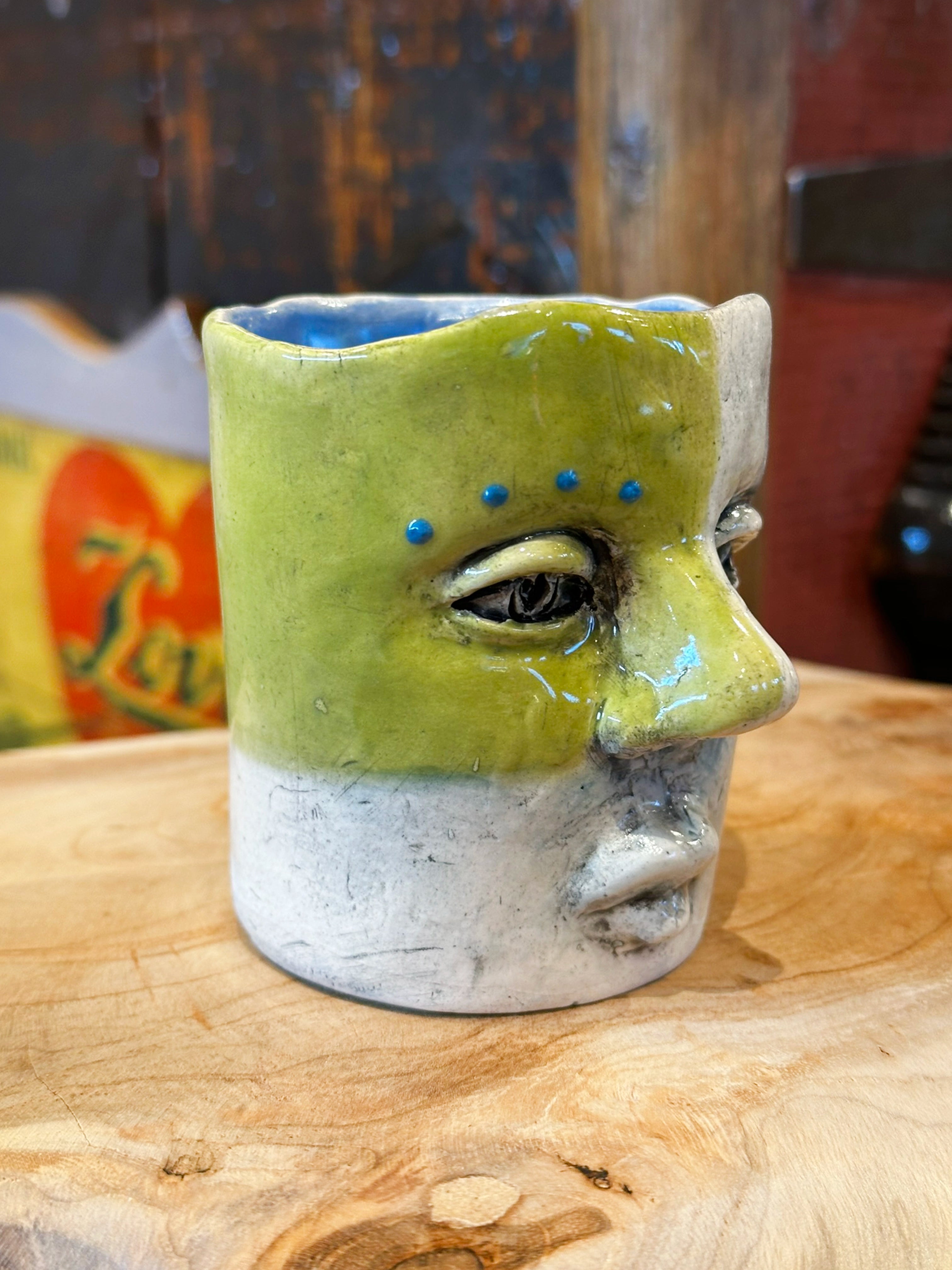 'Celia' Cup