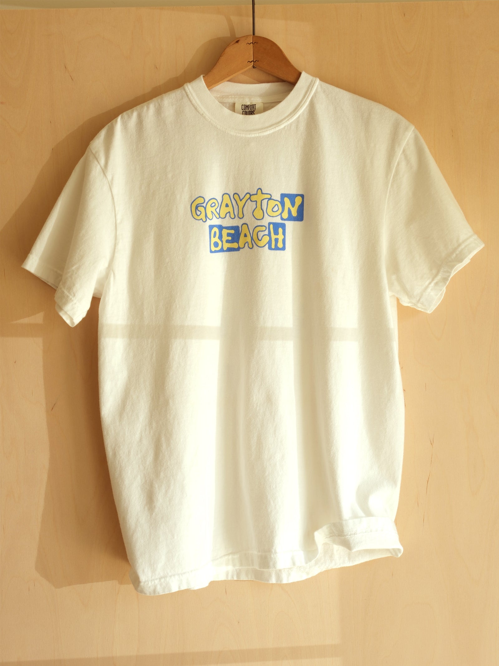 Nice Dogs Strange People T-shirt // Oddball